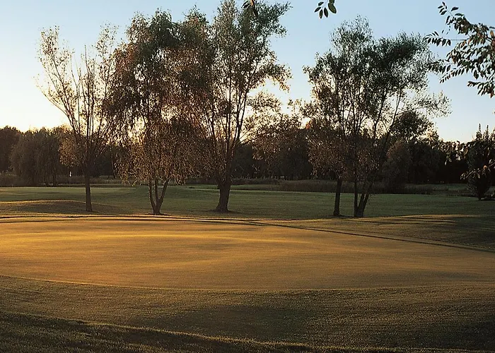 Versilia Golf Resort 4*