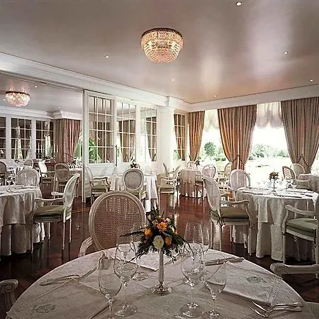 Versilia Golf リゾート 4*